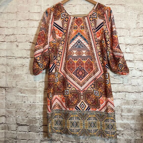 Live 4 Truth Dress Womens Medium Pink Shift Medallion Print Roll Tab Sleeve Zip - Picture 1 of 14